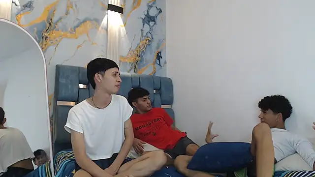 SWEET RABBIT1 online show from February 9, 2026, 7:29 pm