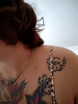 Snapshot of Divine_Pouvoir chatting on February 7, 2026, 8:01 pm Divine Pouvoir online show from February 7, 2026, 8:01 pm