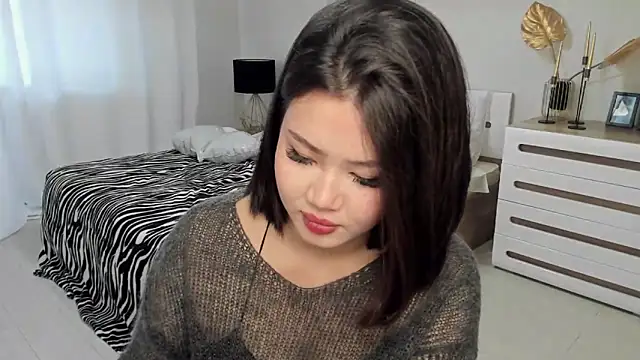 Brunette Charm online show from February 10, 2026, 11:25 am