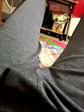 loki-king-143 online show from February 12, 2026, 5:24 am