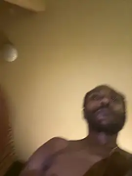 Snapshot of Pleasure_Overlord chatting on February 15, 2026, 5:37 am Pleasure Overlord online show from February 15, 2026, 5:37 am