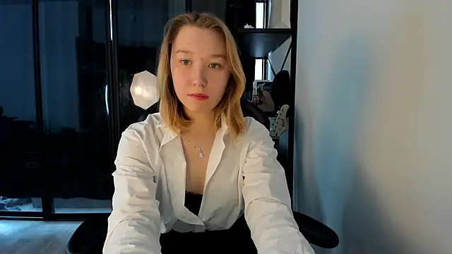 Snapshot of Agatha_Mayson chatting on February 6, 2026, 6:07 am Agatha Mayson online show from February 6, 2026, 6:07 am