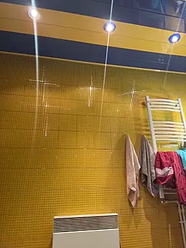 SilkyMira online show from February 28, 2026, 7:15 pm