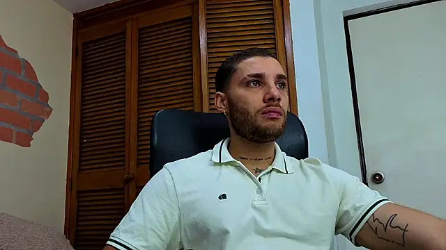 Snapshot of King_meruem chatting on January 6, 2026, 1:26 pm King meruem online show from January 6, 2026, 1:26 pm