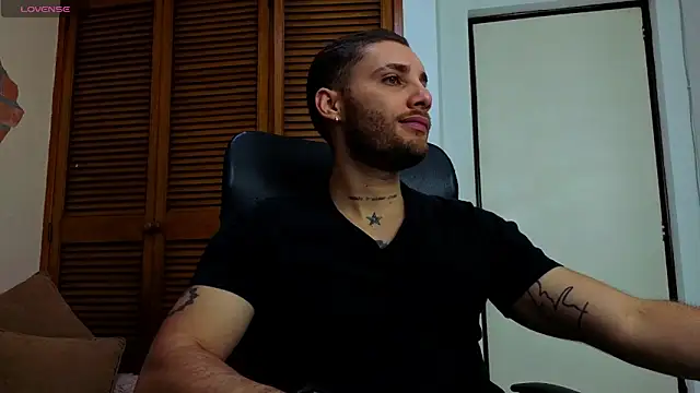 Snapshot of King_meruem chatting on January 7, 2026, 1:13 pm King meruem online show from January 7, 2026, 1:13 pm