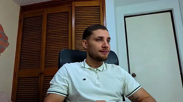 Snapshot of King_meruem chatting on January 11, 2026, 1:27 pm King meruem online show from January 11, 2026, 1:27 pm