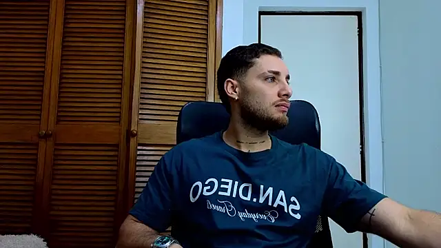 Snapshot of King_meruem chatting on February 7, 2026, 11:47 am King meruem online show from February 7, 2026, 11:47 am