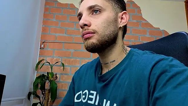 Snapshot of King_meruem chatting on February 22, 2026, 5:55 pm King meruem online show from February 22, 2026, 5:55 pm