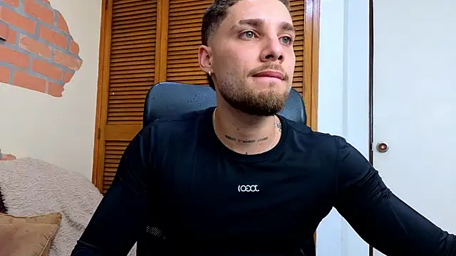 Snapshot of King_meruem chatting on February 24, 2026, 9:02 pm King meruem online show from February 24, 2026, 9:02 pm