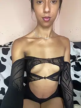 FOXXX BABY online show from February 6, 2026, 5:05 pm