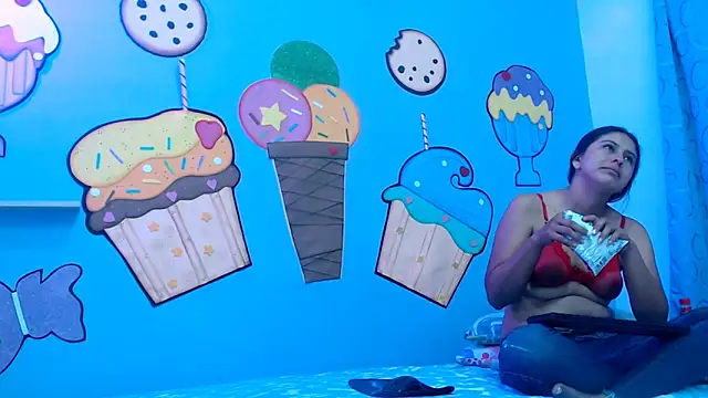 Snapshot of NOVAHOT98 chatting on January 31, 2026, 7:56 pm NOVAHOT98 online show from January 31, 2026, 7:56 pm