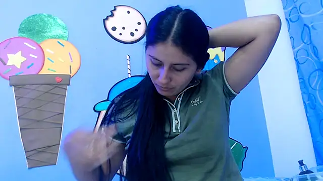 Snapshot of NOVAHOT98 chatting on February 23, 2026, 7:33 pm NOVAHOT98 online show from February 23, 2026, 7:33 pm