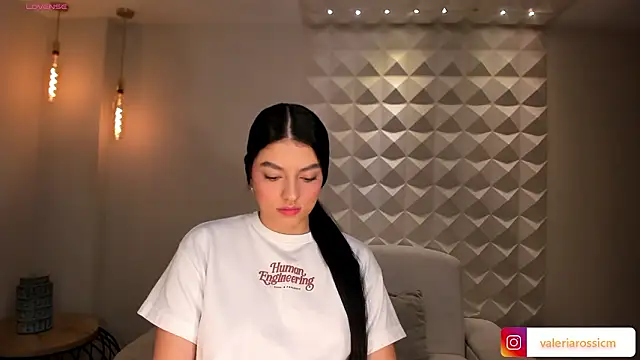 Snapshot of ValeriaRossi_ chatting on February 6, 2026, 12:19 pm ValeriaRossi online show from February 6, 2026, 12:19 pm