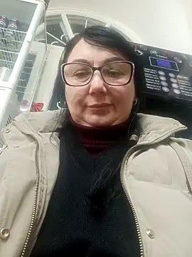 MariSwan222 online show from February 11, 2026, 6:24 pm