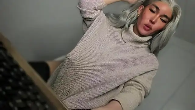 Snapshot of mxshemale_ladyboy chatting on February 27, 2026, 6:30 pm mxshemale ladyboy online show from February 27, 2026, 6:30 pm