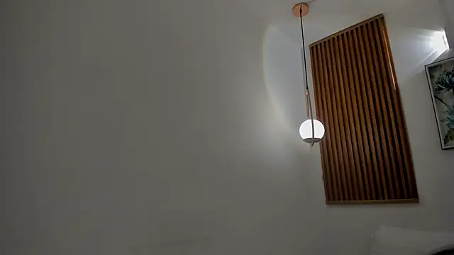 lia quinn online show from February 16, 2026, 3:57 am