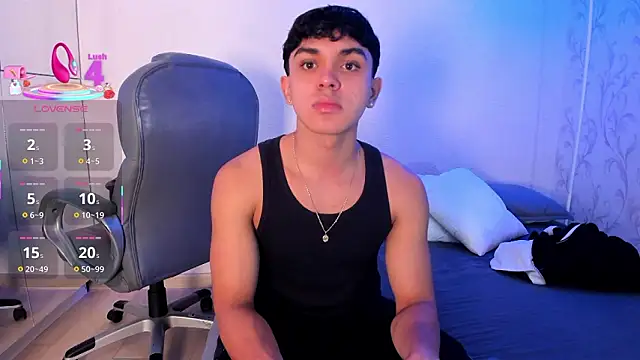  TaylorBlack online show from February 17, 2026, 11:40 am