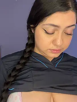 Amyy 1 online show from February 6, 2026, 9:51 pm