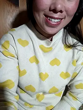 Chloe-ee online show from February 8, 2026, 12:08 pm