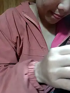 Chloe-ee online show from February 23, 2026, 2:31 am