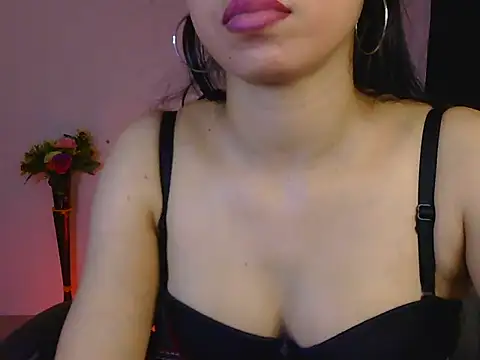 Snapshot of miss_ragni chatting on February 7, 2026, 6:33 pm miss ragni online show from February 7, 2026, 6:33 pm
