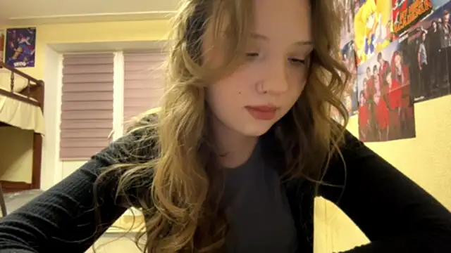 Snapshot of Princessofcashe chatting on January 18, 2026, 4:11 pm Princessofcashe online show from January 18, 2026, 4:11 pm