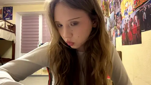 Snapshot of Princessofcashe chatting on February 5, 2026, 3:05 pm Princessofcashe online show from February 5, 2026, 3:05 pm