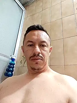 Snapshot of L_hotcream chatting on February 20, 2026, 12:27 pm L hotcream online show from February 20, 2026, 12:27 pm