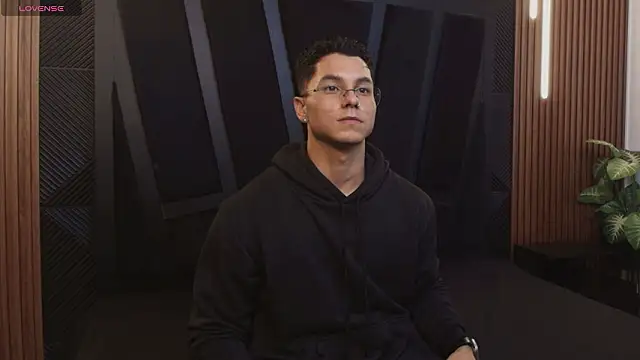 Snapshot of Noah_Clarkk chatting on February 17, 2026, 5:26 am Noah Clarkk online show from February 17, 2026, 5:26 am