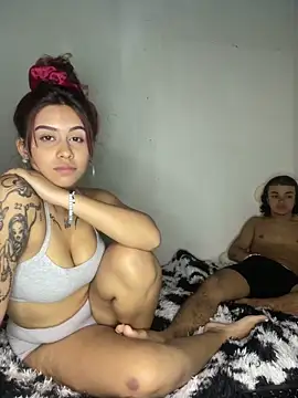 Snapshot of Exotic_couplex chatting on February 21, 2026, 1:17 am Exotic couplex online show from February 21, 2026, 1:17 am