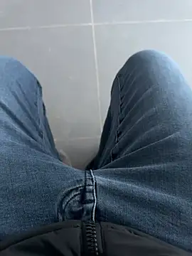 Snapshot of hayxxxal chatting on February 9, 2026, 2:54 pm hayxxxal online show from February 9, 2026, 2:54 pm