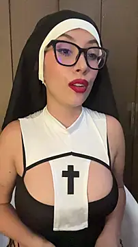 Snapshot of EmmaInPink chatting on March 1, 2026, 5:26 pm EmmaInPink online show from March 1, 2026, 5:26 pm