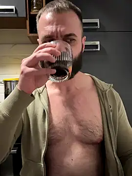 Snapshot of DamonSalvatore2 chatting on January 6, 2026, 10:01 pm DamonSalvatore2 online show from January 6, 2026, 10:01 pm