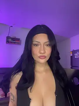 Snapshot of Anadurant99 chatting on February 4, 2026, 9:09 pm Anadurant99 online show from February 4, 2026, 9:09 pm