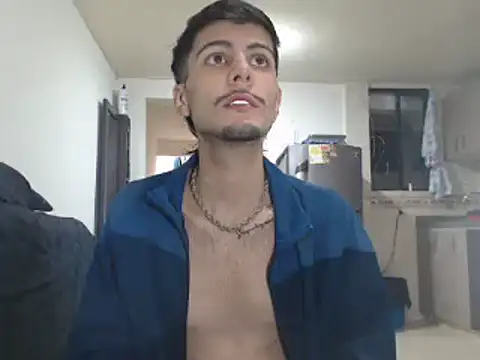 Snapshot of levconnor chatting on March 5, 2026, 3:30 pm levconnor online show from March 5, 2026, 3:30 pm