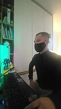 Snapshot of OnlyHand9x chatting on February 4, 2026, 5:46 am OnlyHand9x online show from February 4, 2026, 5:46 am