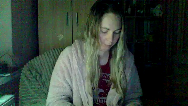 VikiLove765 online show from February 15, 2026, 8:49 pm