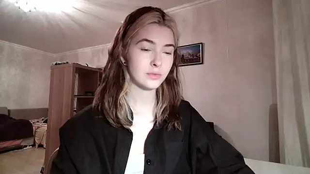 Snapshot of Dia_DeAmas chatting on February 5, 2026, 4:11 pm Dia DeAmas online show from February 5, 2026, 4:11 pm