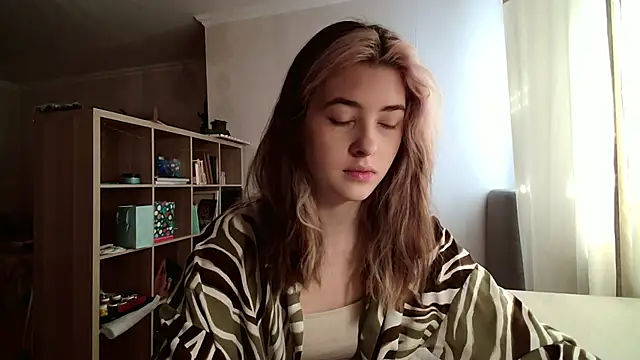 Snapshot of Dia_DeAmas chatting on February 10, 2026, 9:24 am Dia DeAmas online show from February 10, 2026, 9:24 am