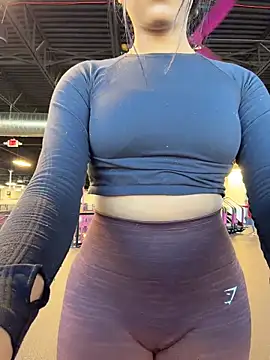 AnahiSkye online show from February 23, 2026, 5:43 pm