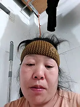 Snapshot of donaaa2 chatting on January 8, 2026, 3:36 pm donaaa2 online show from January 8, 2026, 3:36 pm