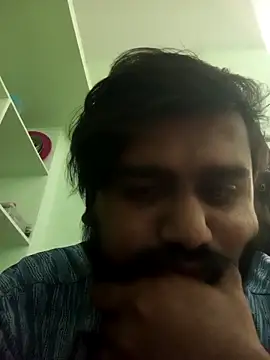 Snapshot of handsomeboy1414 chatting on January 7, 2026, 4:59 am handsomeboy1414 online show from January 7, 2026, 4:59 am