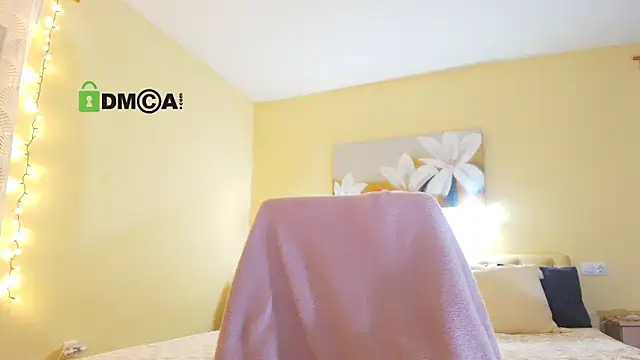 juliiaroberts online show from February 2, 2026, 4:44 am