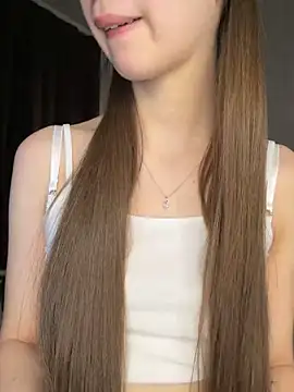 Snapshot of SkylineBliss chatting on February 26, 2026, 8:30 pm SkylineBliss online show from February 26, 2026, 8:30 pm