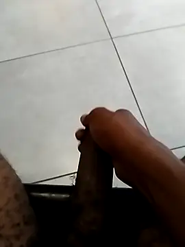 Snapshot of SkinnyDick26 chatting on February 15, 2026, 6:10 am SkinnyDick26 online show from February 15, 2026, 6:10 am