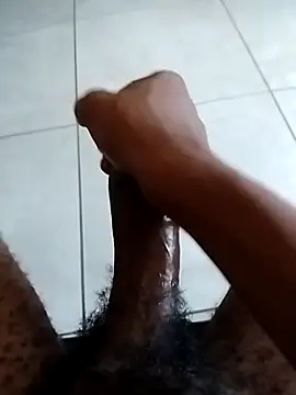 Snapshot of SkinnyDick26 chatting on February 19, 2026, 9:38 am SkinnyDick26 online show from February 19, 2026, 9:38 am