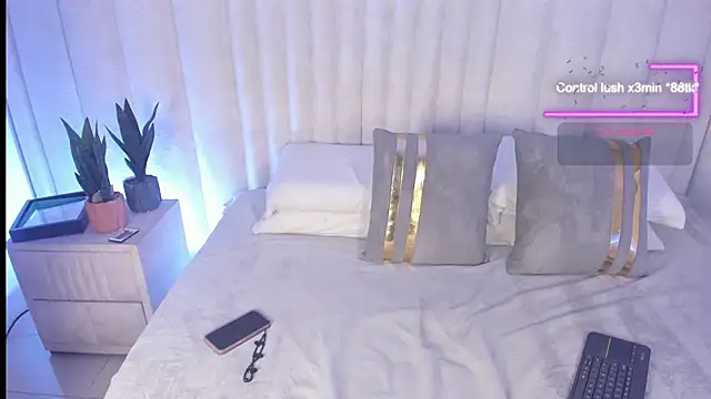 im miadoll online show from February 11, 2026, 1:05 pm