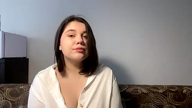 Snapshot of LunaBlakes chatting on January 7, 2026, 11:01 am LunaBlakes online show from January 7, 2026, 11:01 am