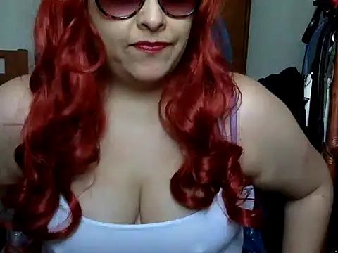 Snapshot of Masked_Muse chatting on February 15, 2026, 10:39 pm Masked Muse online show from February 15, 2026, 10:39 pm