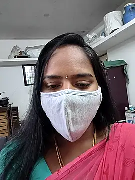 Snapshot of Tamil_Hot_Divya chatting on February 1, 2026, 1:48 am Tamil Hot Divya online show from February 1, 2026, 1:48 am